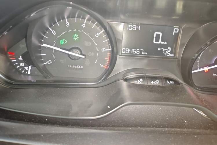 Used Peugeot 2008 2014 1.6L Automatic Trend Edition Odometer Close Up