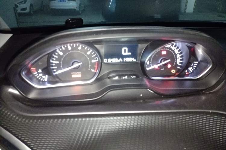 Used Peugeot 2008 2014 1.6L Manual Fashion Edition Odometer Close Up