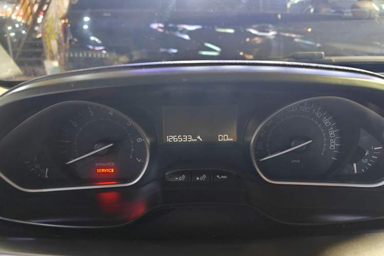 Used Peugeot 2008 2014 1.6L Automatic Fashion Edition Odometer Close Up