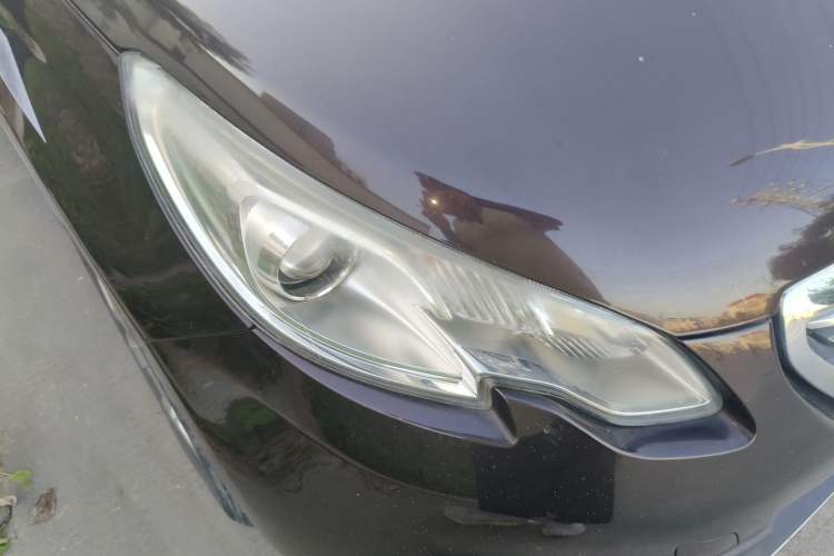 Used Peugeot 2008 2014 1.6L Manual Fashion Edition Right Front Headlight