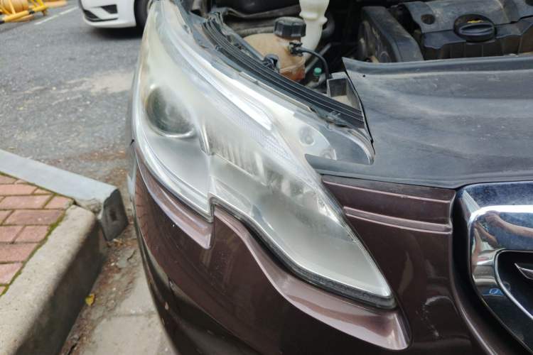 Used Peugeot 2008 2014 1.6L Automatic Fashion Edition Right Front Headlight