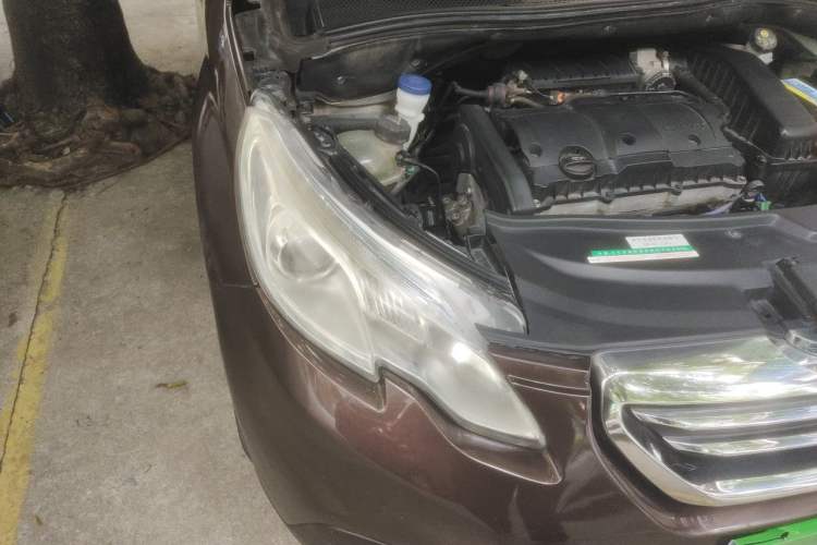 Used Peugeot 2008 2014 1.6L Automatic Fashion Edition Right Front Headlight