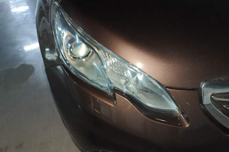 Used Peugeot 2008 2014 1.6L Automatic Fashion Edition Right Front Headlight