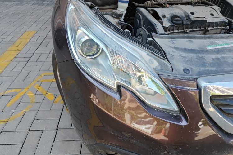 Used Peugeot 2008 2014 1.6L Manual Trend Edition Right Front Headlight