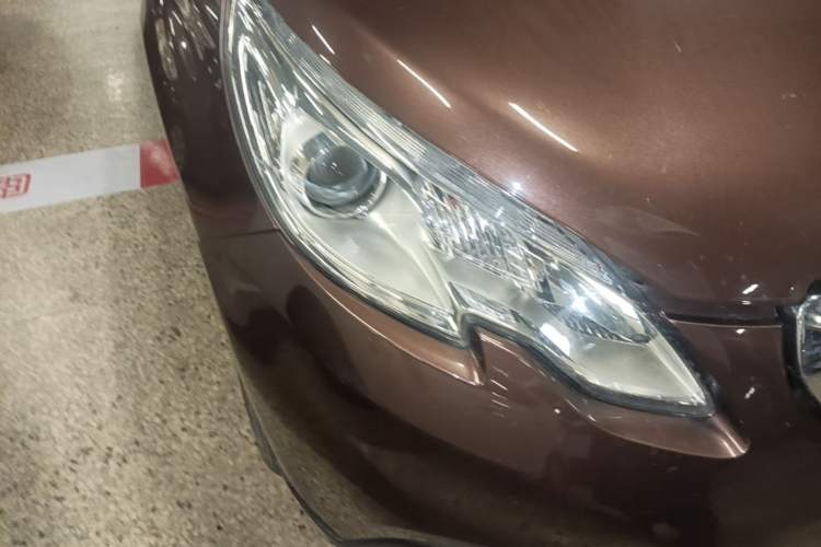 Used Peugeot 2008 2014 1.6L Automatic Fashion Edition Right Front Headlight