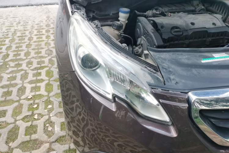 Used Peugeot 2008 2014 1.6L Manual Trend Edition Right Front Headlight