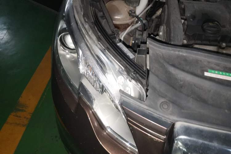 Used Peugeot 2008 2014 1.6L Automatic Fashion Edition Right Front Headlight