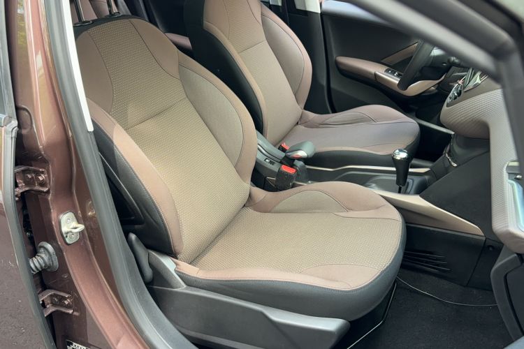 Used Peugeot 2008 2014 1.6L Automatic Fashion Edition Right Front Seat