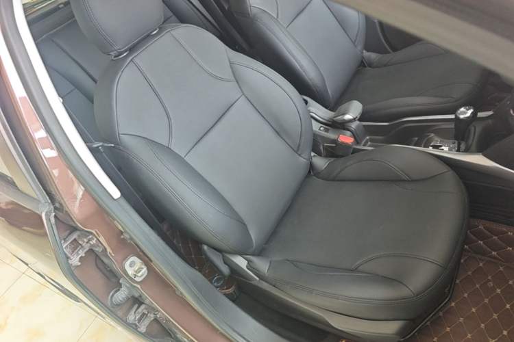 Used Peugeot 2008 2014 1.6L Automatic Fashion Edition Right Front Seat