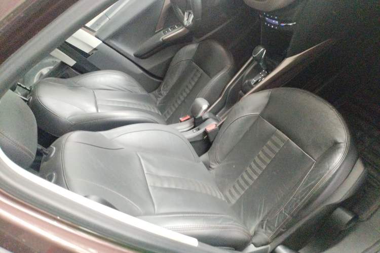 Used Peugeot 2008 2014 1.6L Automatic Navigation Edition Right Front Seat
