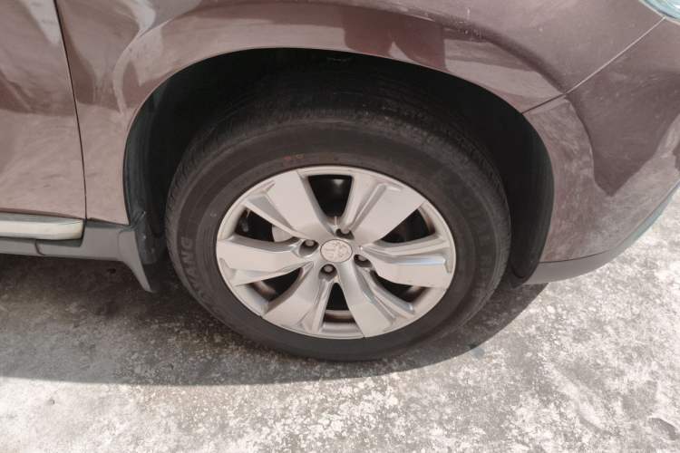 Used Peugeot 2008 2014 1.6L Automatic Fashion Edition Right Front Wheel Hub