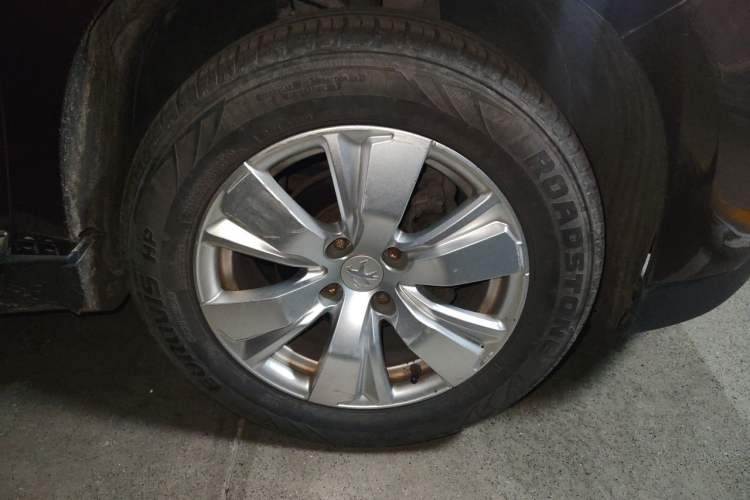 Used Peugeot 2008 2014 1.6L Manual Fashion Edition Right Front Wheel Hub
