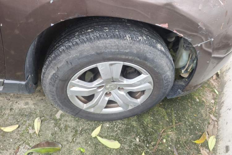 Used Peugeot 2008 2014 1.6L Automatic Trend Edition Right Front Wheel Hub