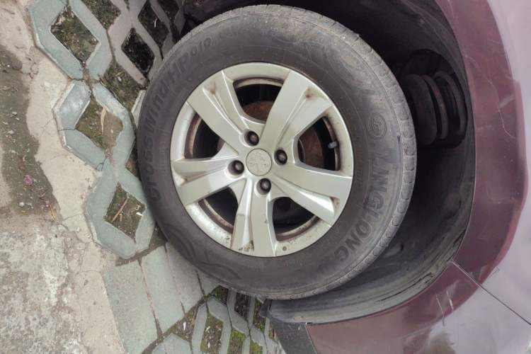 Used Peugeot 2008 2014 1.6L Manual Trend Edition Right Front Wheel Hub