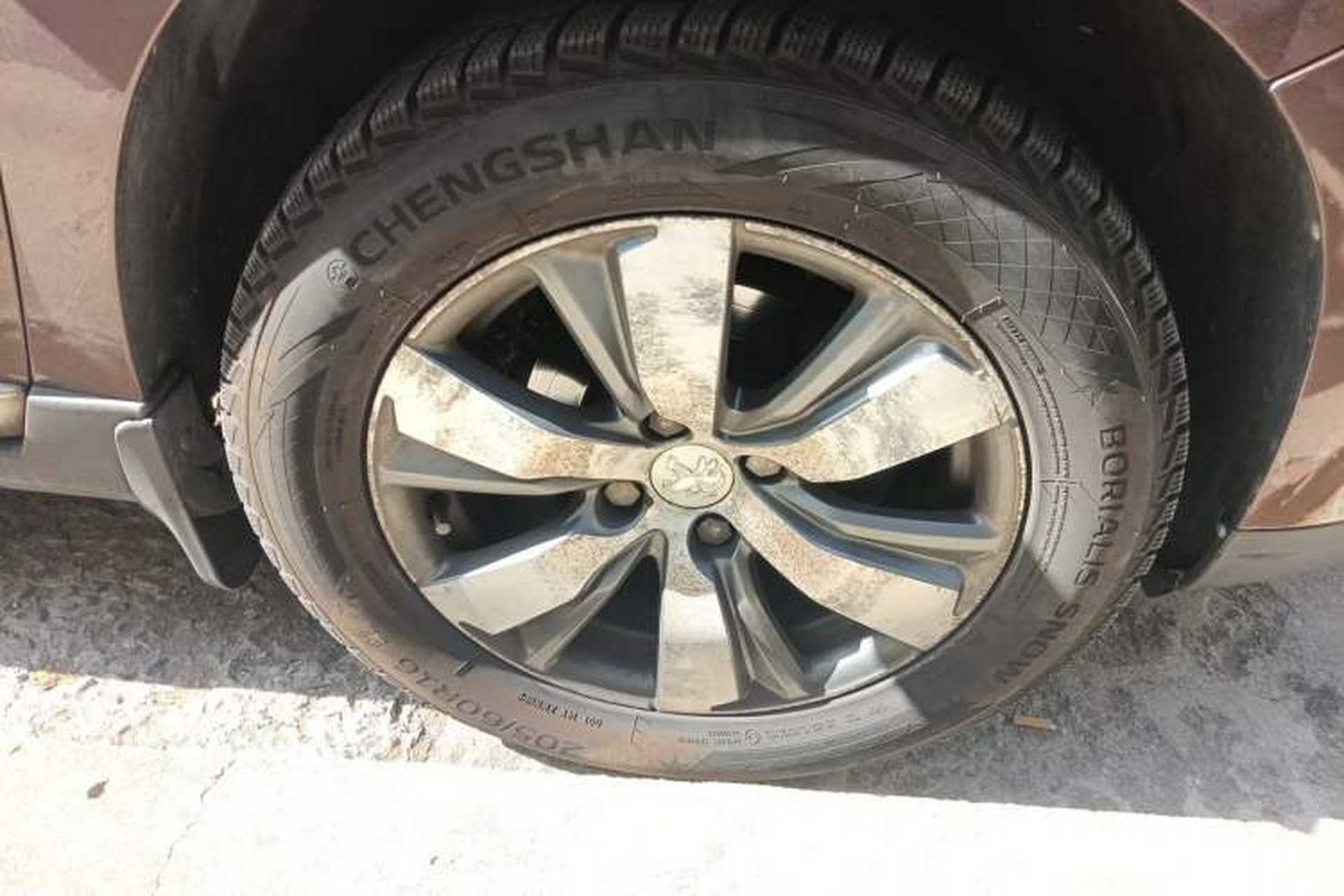 Used Peugeot 2008 2014 1.6L Automatic Navigation Edition Right Front Wheel Hub
