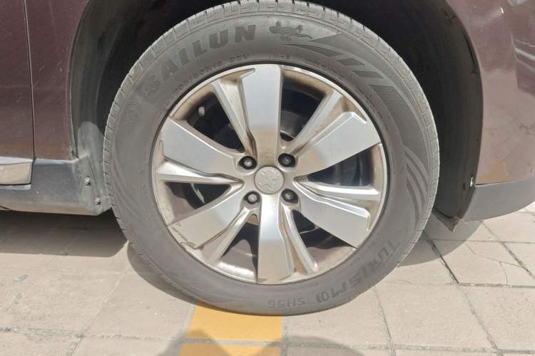 Used Peugeot 2008 2014 1.6L Automatic Fashion Edition Right Front Wheel Hub