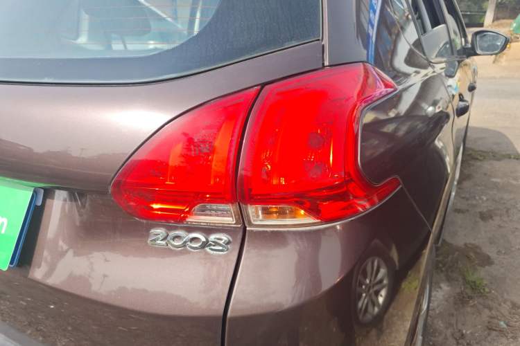 Used Peugeot 2008 2014 1.6L Automatic Fashion Edition Right Rear Taillight
