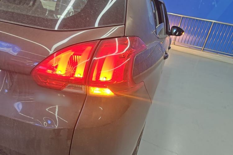 Used Peugeot 2008 2014 1.6L Automatic Fashion Edition Right Rear Taillight