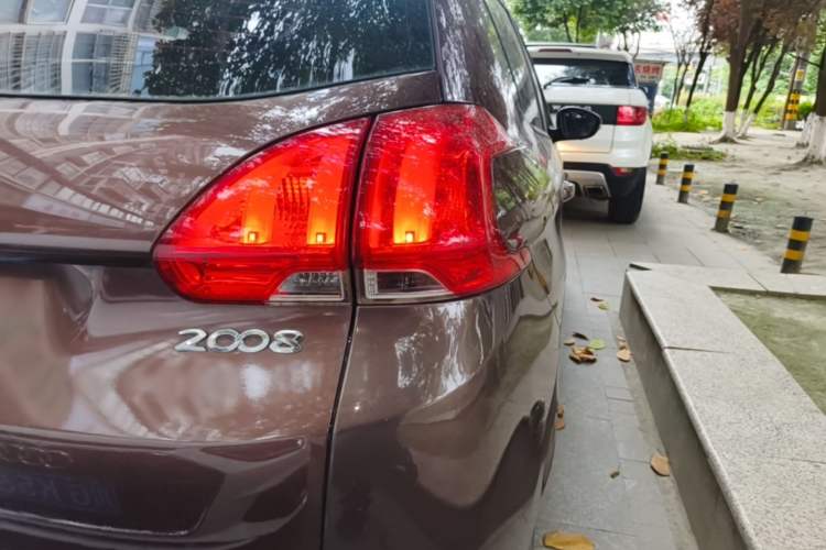 Used Peugeot 2008 2014 1.6L Automatic Fashion Edition Right Rear Taillight