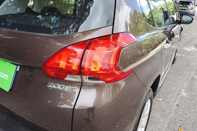 Used Peugeot 2008 2014 1.6L Automatic Fashion Edition Right Rear Taillight