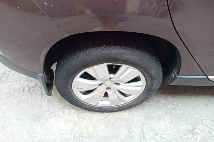 Used Peugeot 2008 2014 1.6L Manual Fashion Edition Right Rear Wheel Hub
