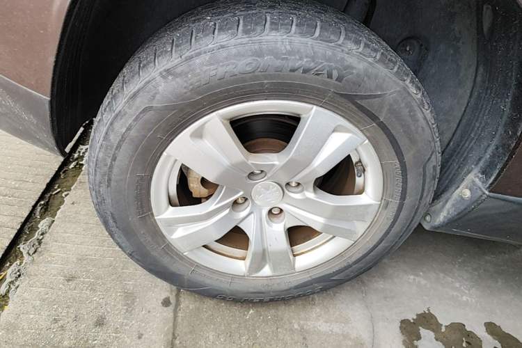 Used Peugeot 2008 2014 1.6L Automatic Trend Edition Right Rear Wheel Hub