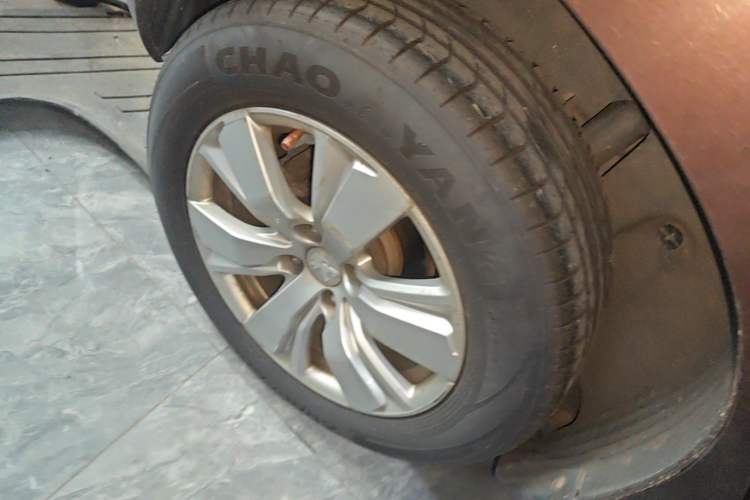 Used Peugeot 2008 2014 1.6L Automatic Fashion Edition Right Rear Wheel Hub