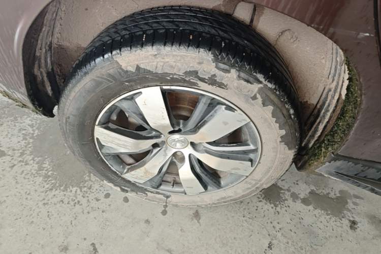 Used Peugeot 2008 2014 1.6L Automatic Navigation Edition Right Rear Wheel Hub