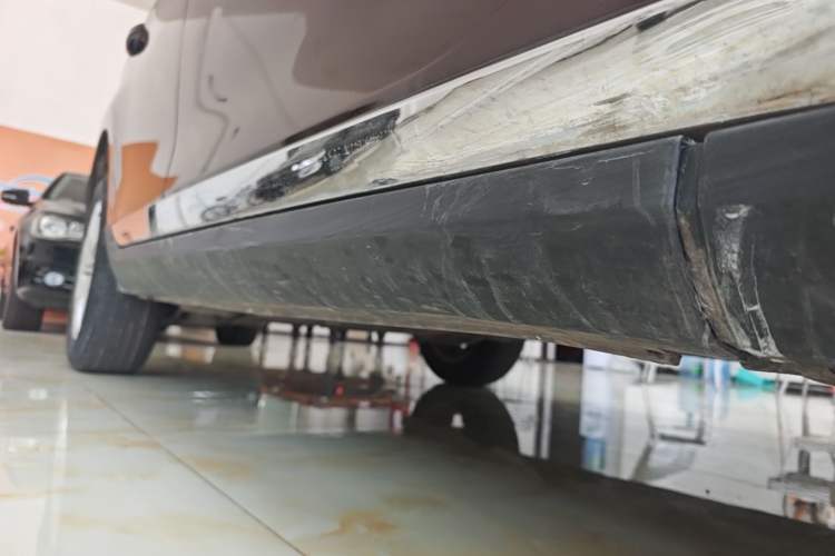Used Peugeot 2008 2014 1.6L Automatic Fashion Edition Right Side Sill