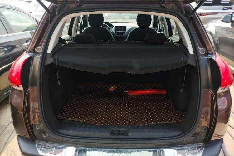 Used Peugeot 2008 2014 1.6L Manual Fashion Edition Trunk