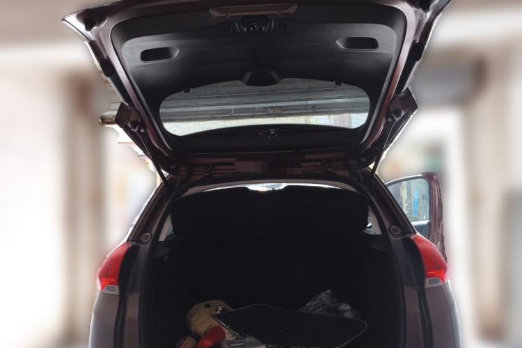 Used Peugeot 2008 2014 1.6L Automatic Fashion Edition Trunk