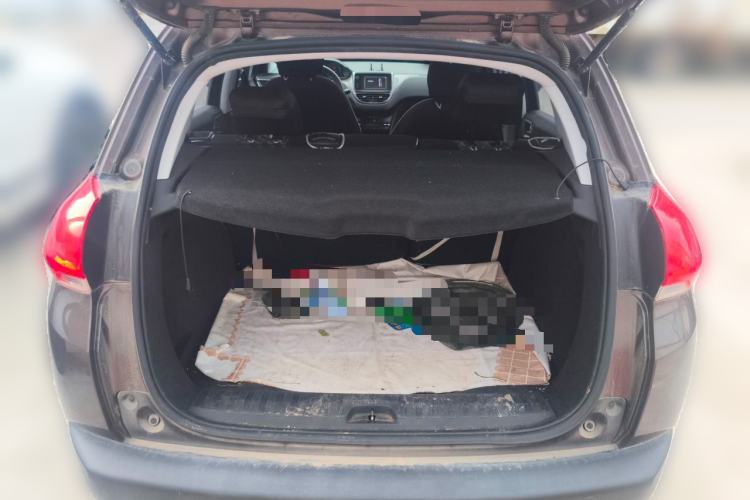 Used Peugeot 2008 2014 1.6L Manual Fashion Edition Trunk