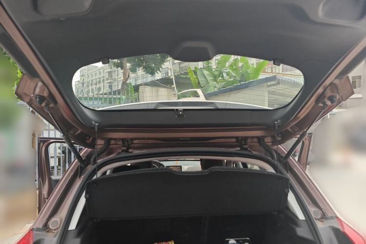 Used Peugeot 2008 2014 1.6L Automatic Fashion Edition Trunk