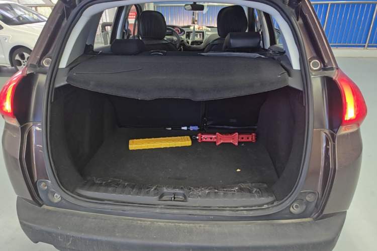 Used Peugeot 2008 2014 1.6L Automatic Fashion Edition Trunk