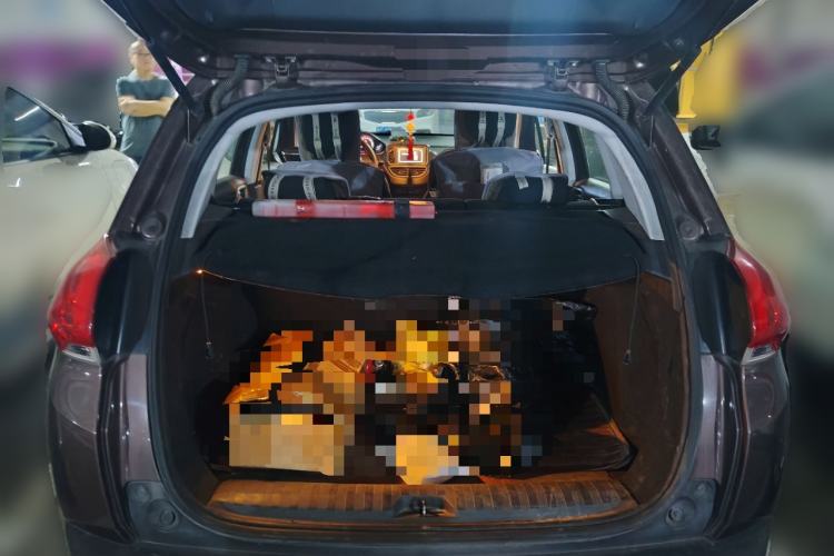 Used Peugeot 2008 2014 1.6L Manual Fashion Edition Trunk