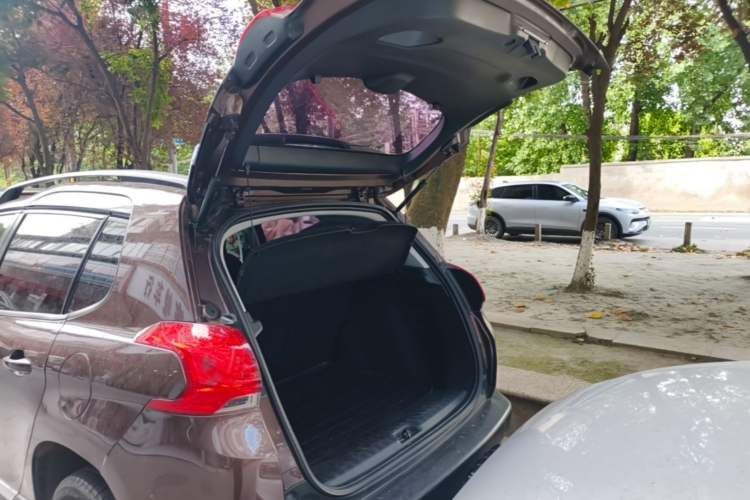 Used Peugeot 2008 2014 1.6L Automatic Fashion Edition Trunk