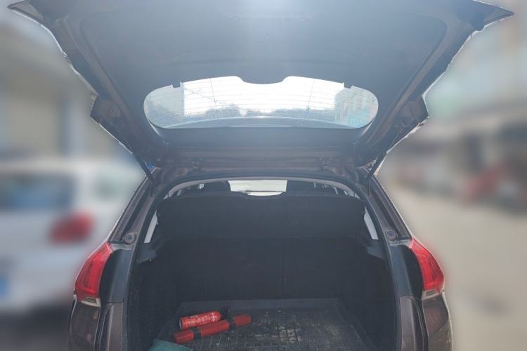 Used Peugeot 2008 2014 1.6L Automatic Fashion Edition Trunk