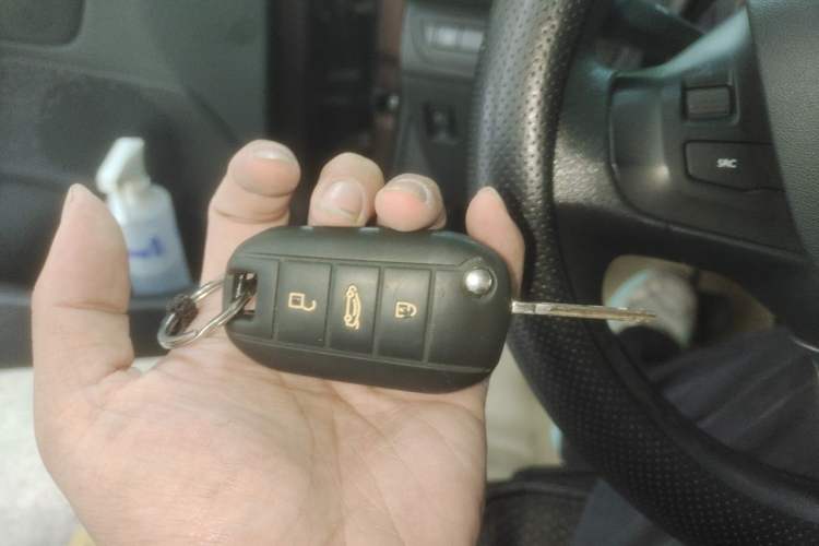 Used Peugeot 2008 2014 1.6L Automatic Fashion Edition Vehicle Key