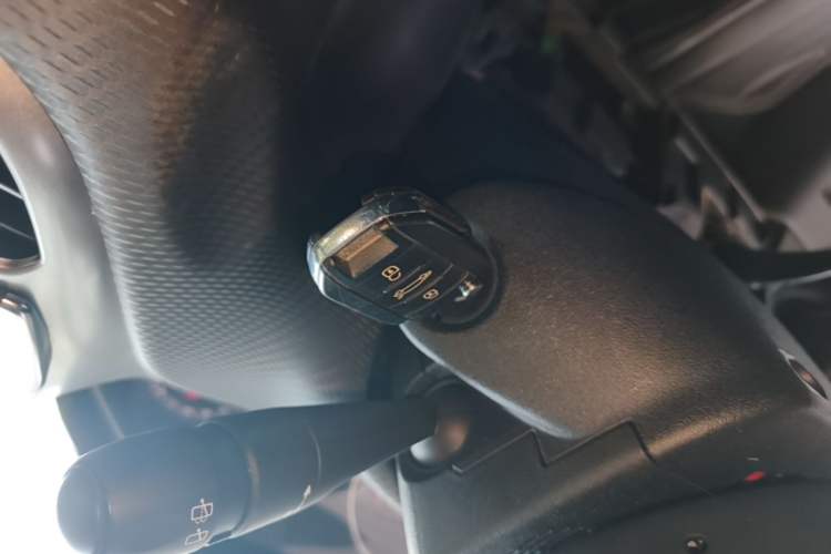 Used Peugeot 2008 2014 1.6L Automatic Fashion Edition Vehicle Key