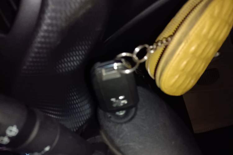 Used Peugeot 2008 2014 1.6L Manual Fashion Edition Vehicle Key