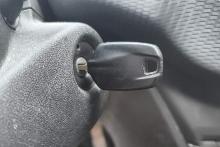 Used Peugeot 2008 2014 1.6L Automatic Fashion Edition Vehicle Key
