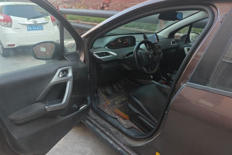 Used Peugeot 2008 2014 1.6L Manual Trend Edition Driver Seat