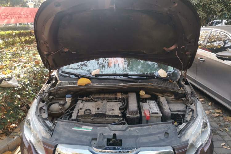 Used Peugeot 2008 2014 1.6L Automatic Fashion Edition Engine Bay