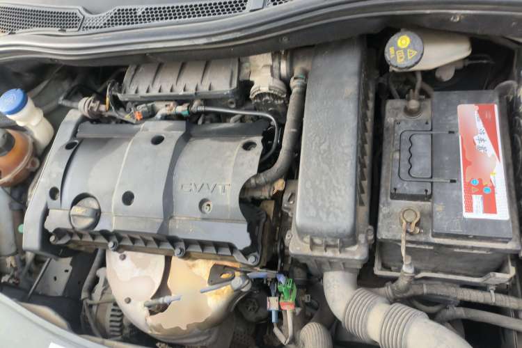 Used Peugeot 2008 2014 1.6L Automatic Fashion Edition Engine Bay