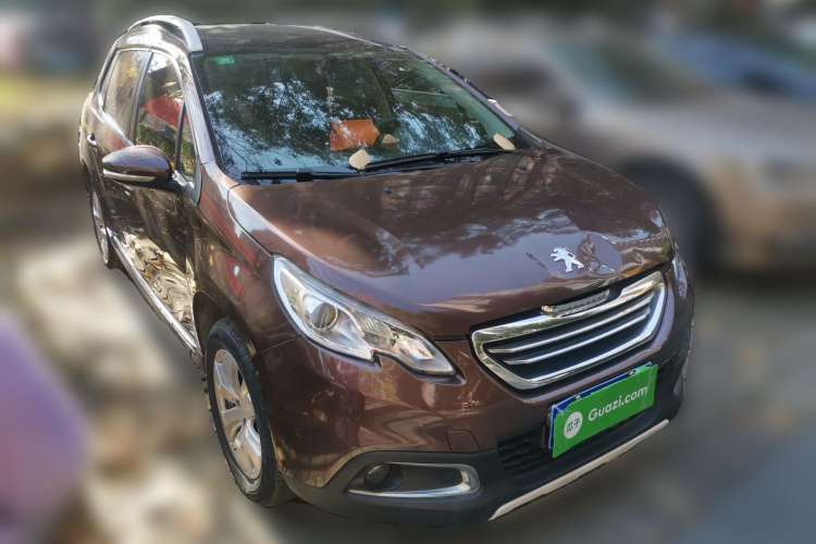 Used Peugeot 2008 2014 1.6L Automatic Fashion Edition Front Right 45 Deg