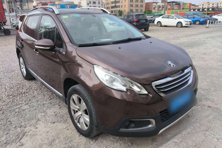 Used Peugeot 2008 2014 1.6L Automatic Fashion Edition Front Right 45 Deg