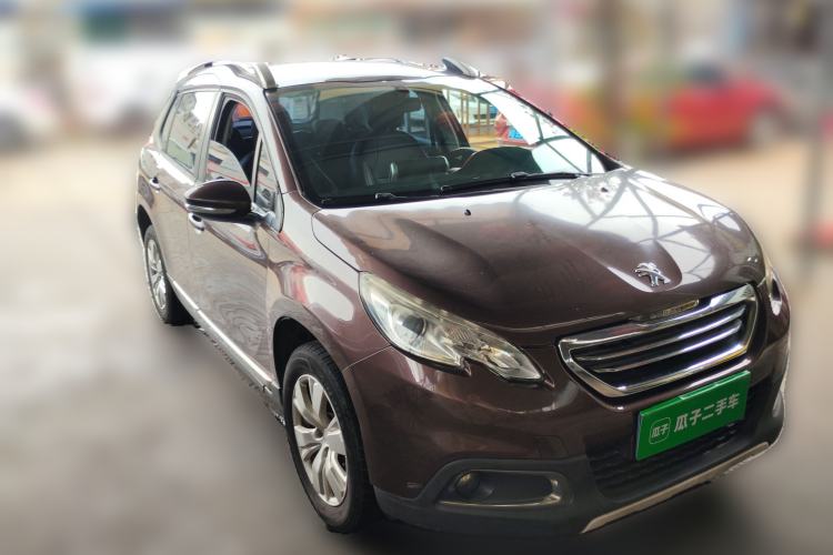 Used Peugeot 2008 2014 1.6L Automatic Fashion Edition Front Right 45 Deg