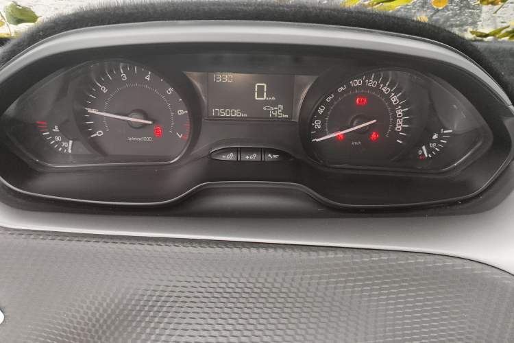 Used Peugeot 2008 2014 1.6L Manual Trend Edition Instrument Cluster