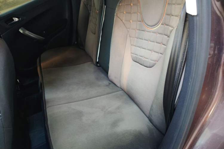 Used Peugeot 2008 2014 1.6L Automatic Trend Edition Interior 4