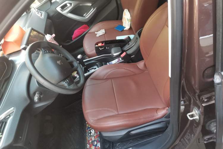 Used Peugeot 2008 2014 1.6L Automatic Fashion Edition Left Front Seat